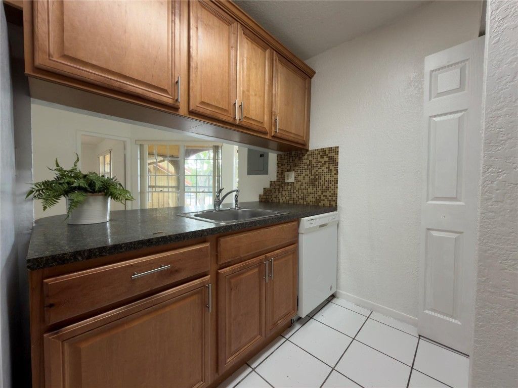 15675 SW 74th Circle Drive, Unit 14, Miami, FL 33193 Photo