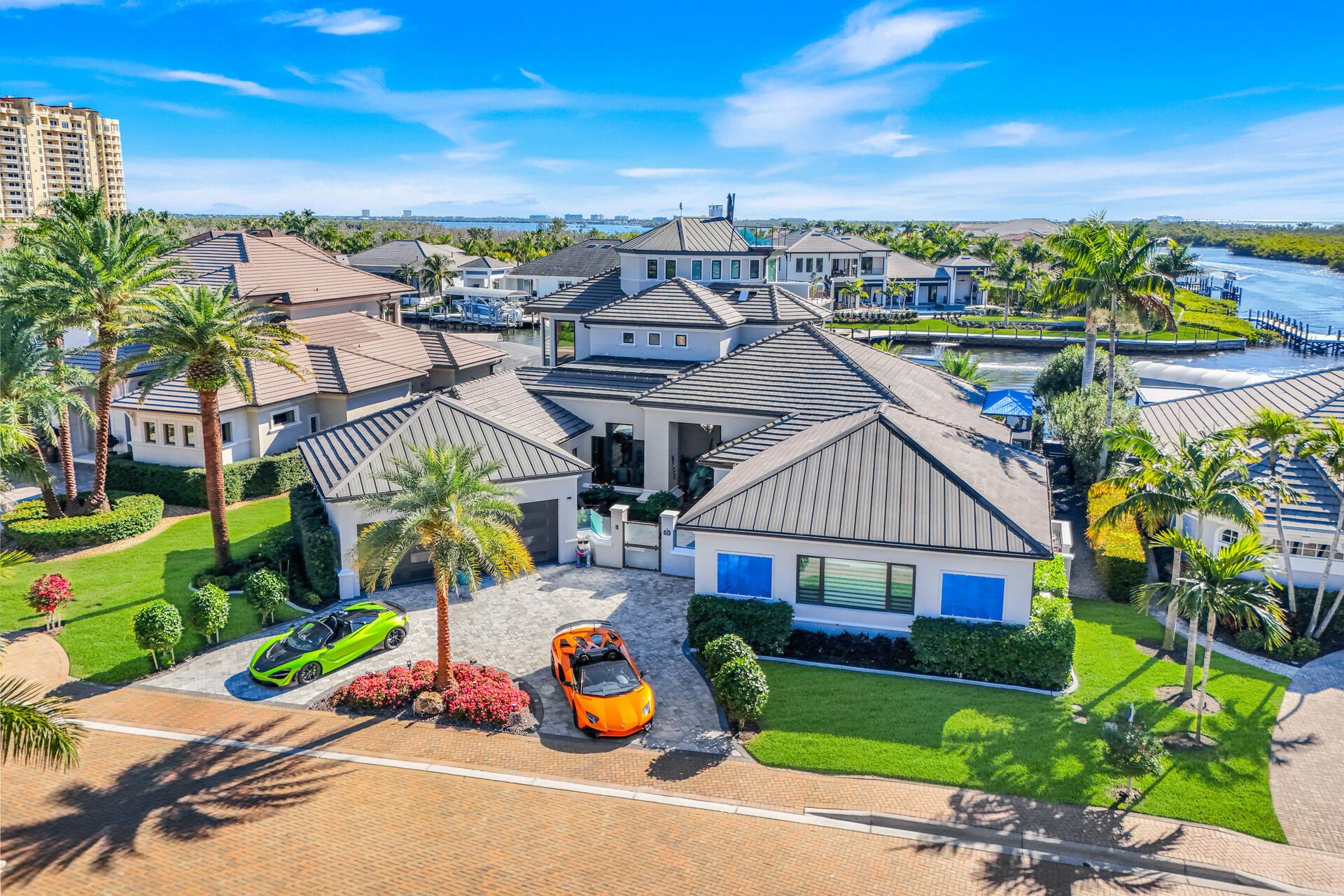 1518 Hermitage Ln, Cape Coral, FL 33914 Photo