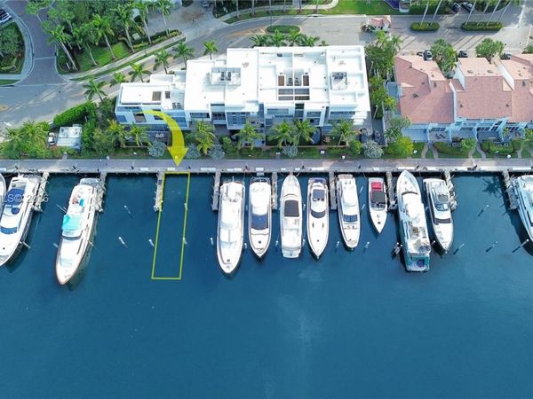 3601 NE 207th St, Aventura, FL 33180