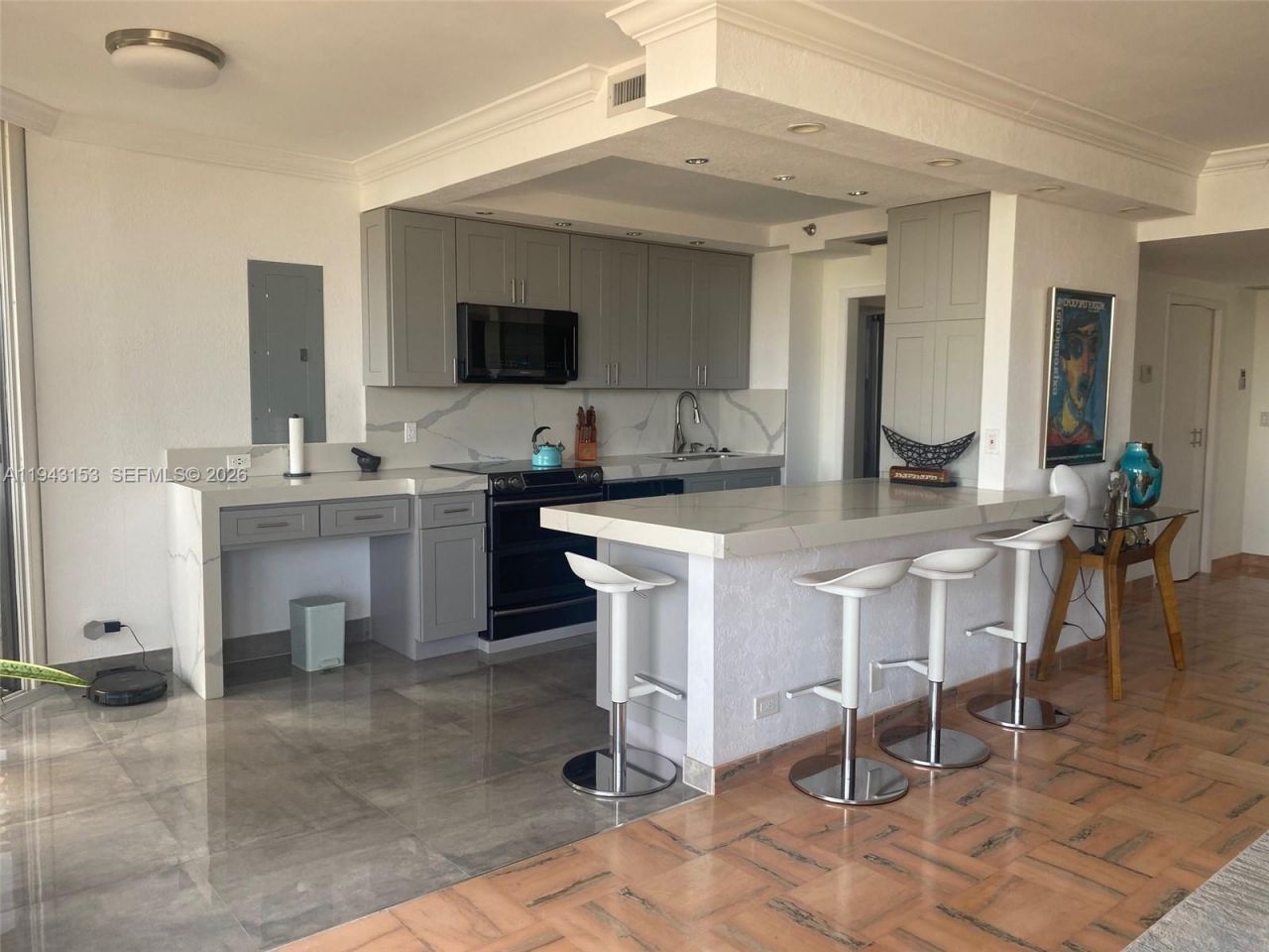 20191 E Country Club Dr , Unit 911, Aventura, FL 33180 Photo