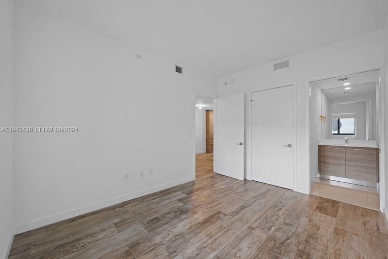 650 NE 32nd St, Unit 602, Miami, FL 33137 Photo