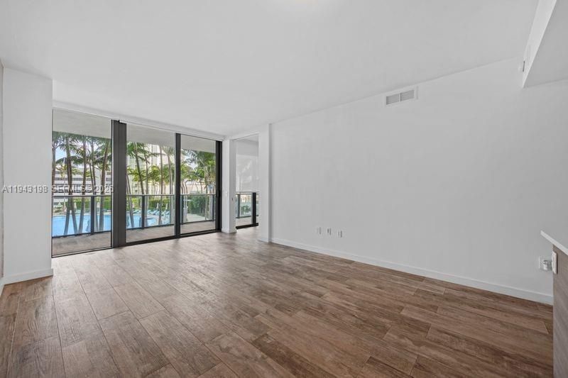 650 NE 32nd St, Unit 602, Miami, FL 33137 Photo