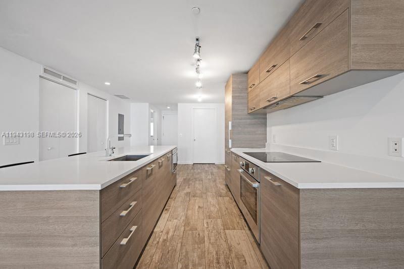 650 NE 32nd St, Unit 602, Miami, FL 33137 Photo