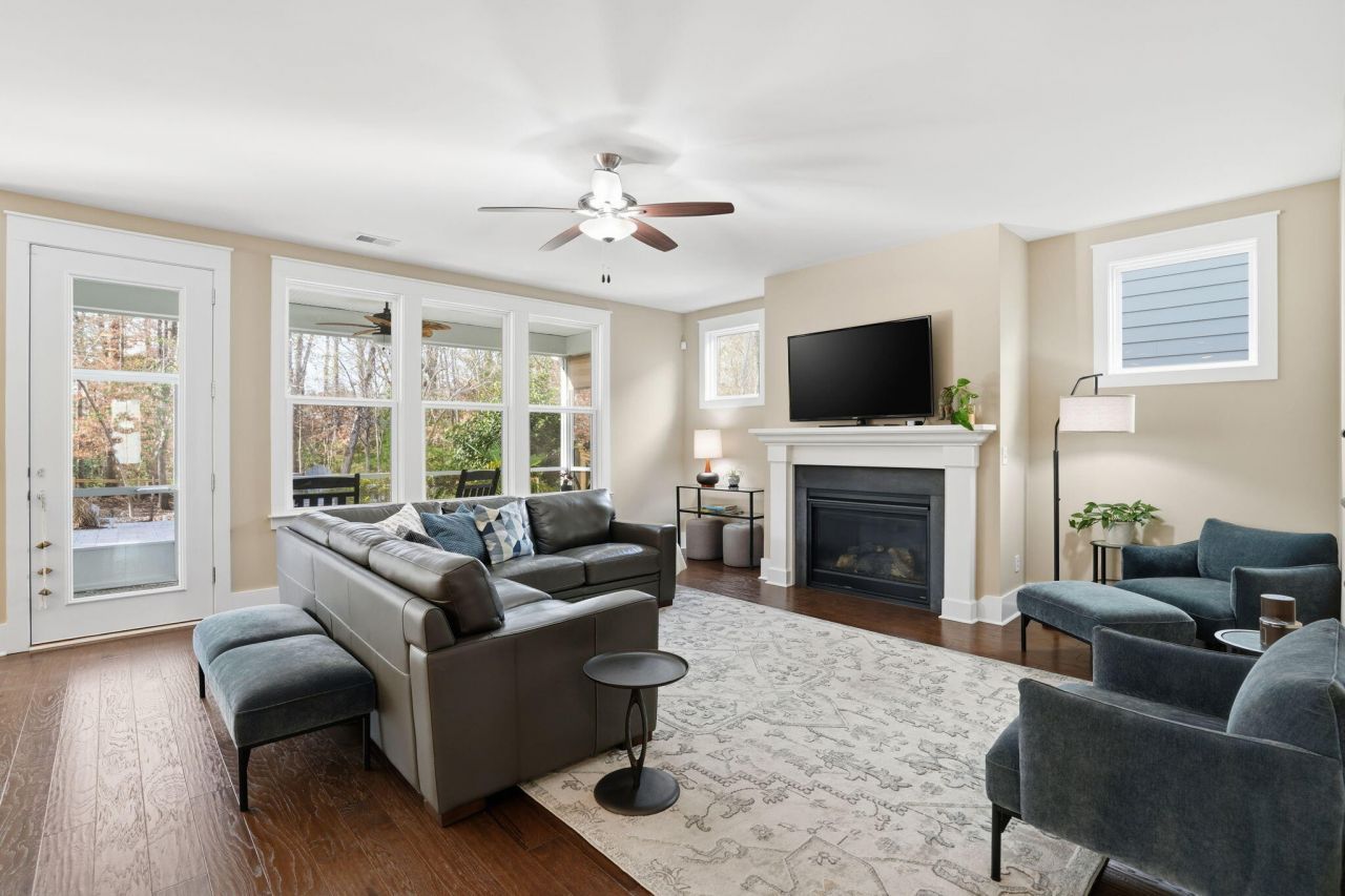 331 Weston Hall Drive Photo 10