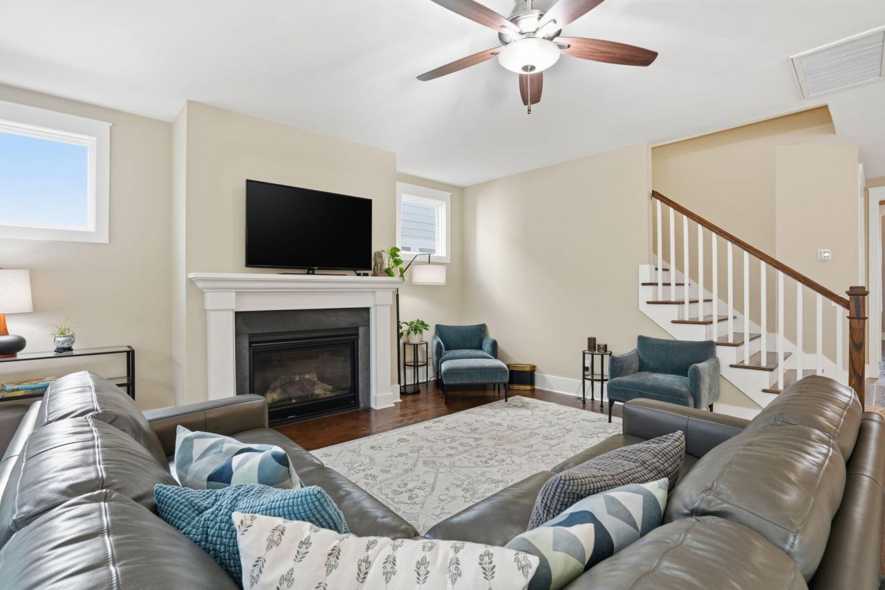 331 Weston Hall Drive Photo 11