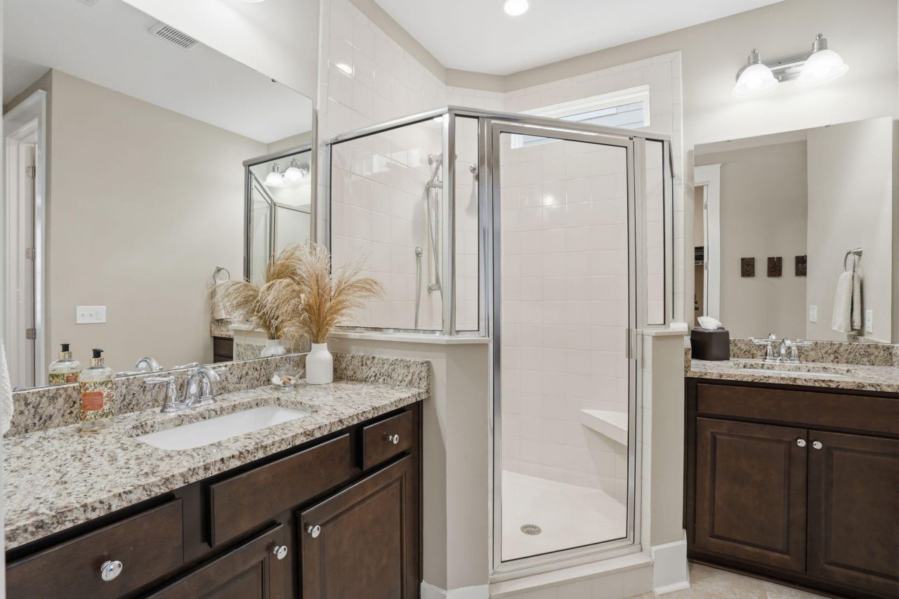 331 Weston Hall Drive Photo 35