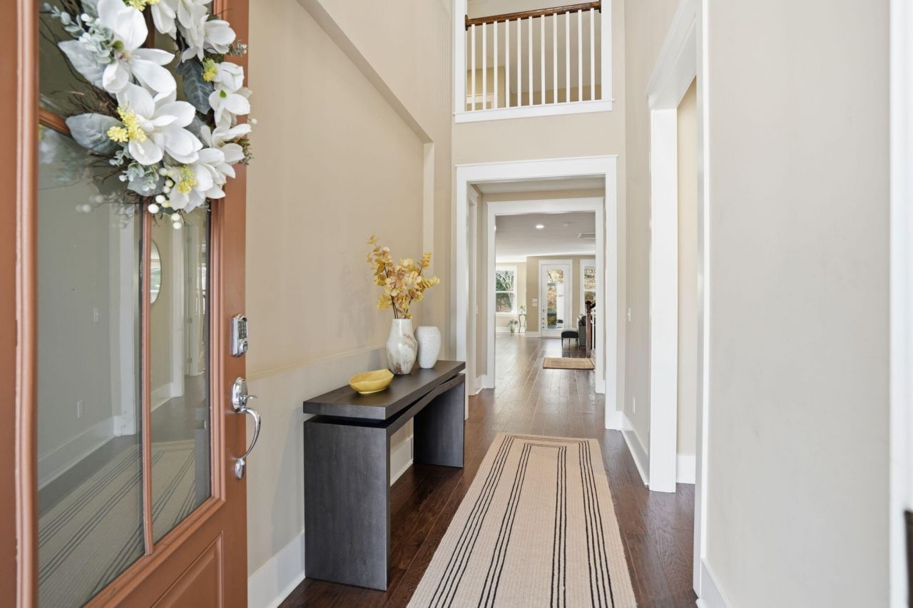 331 Weston Hall Drive Photo 6