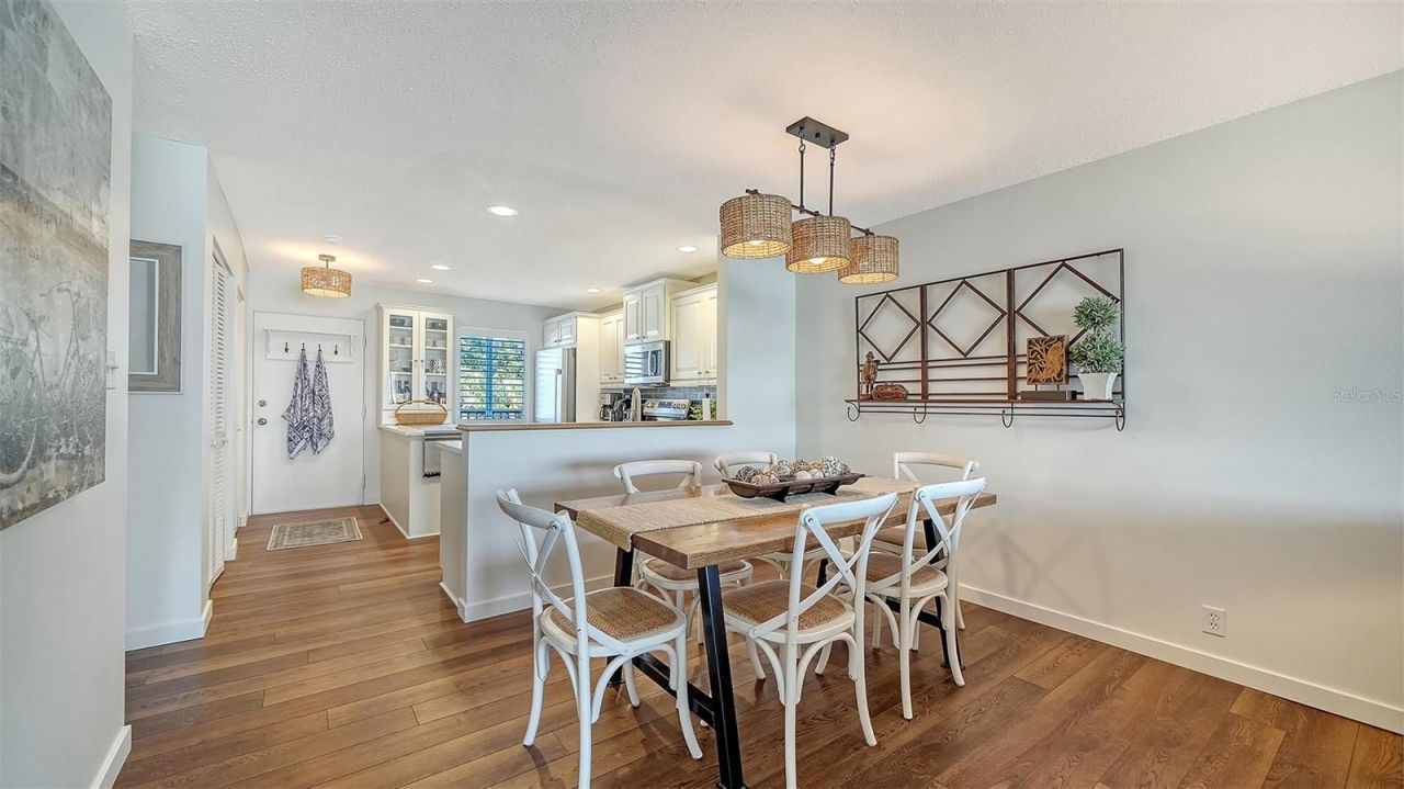 8977 Midnight Pass Road, Unit 222, Sarasota, FL 34242 Photo