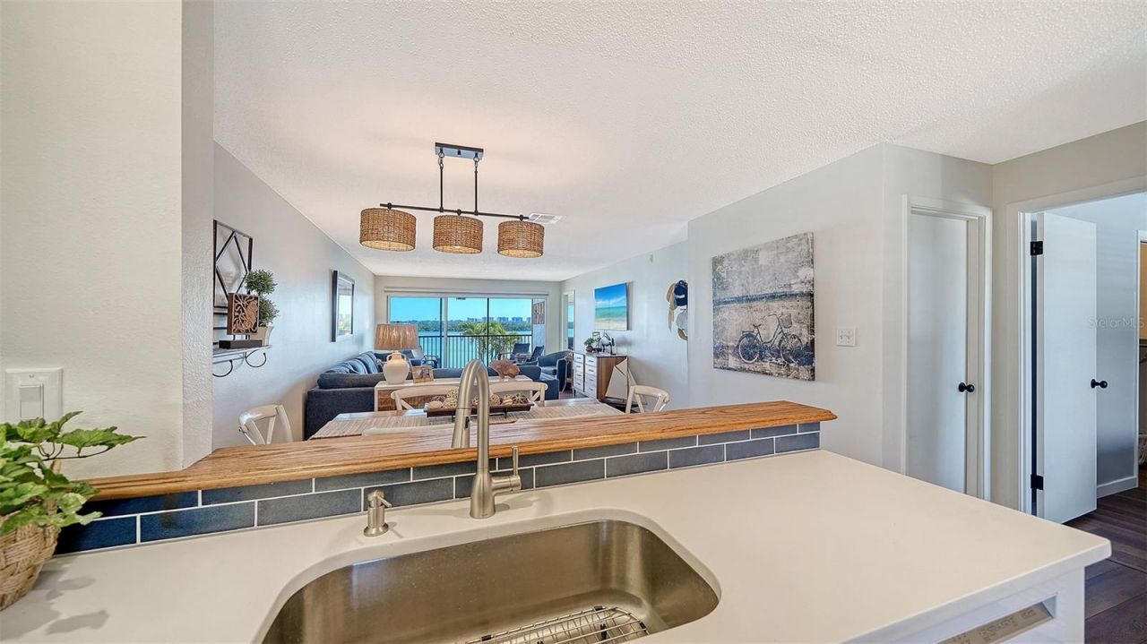 8977 Midnight Pass Road, Unit 222, Sarasota, FL 34242 Photo