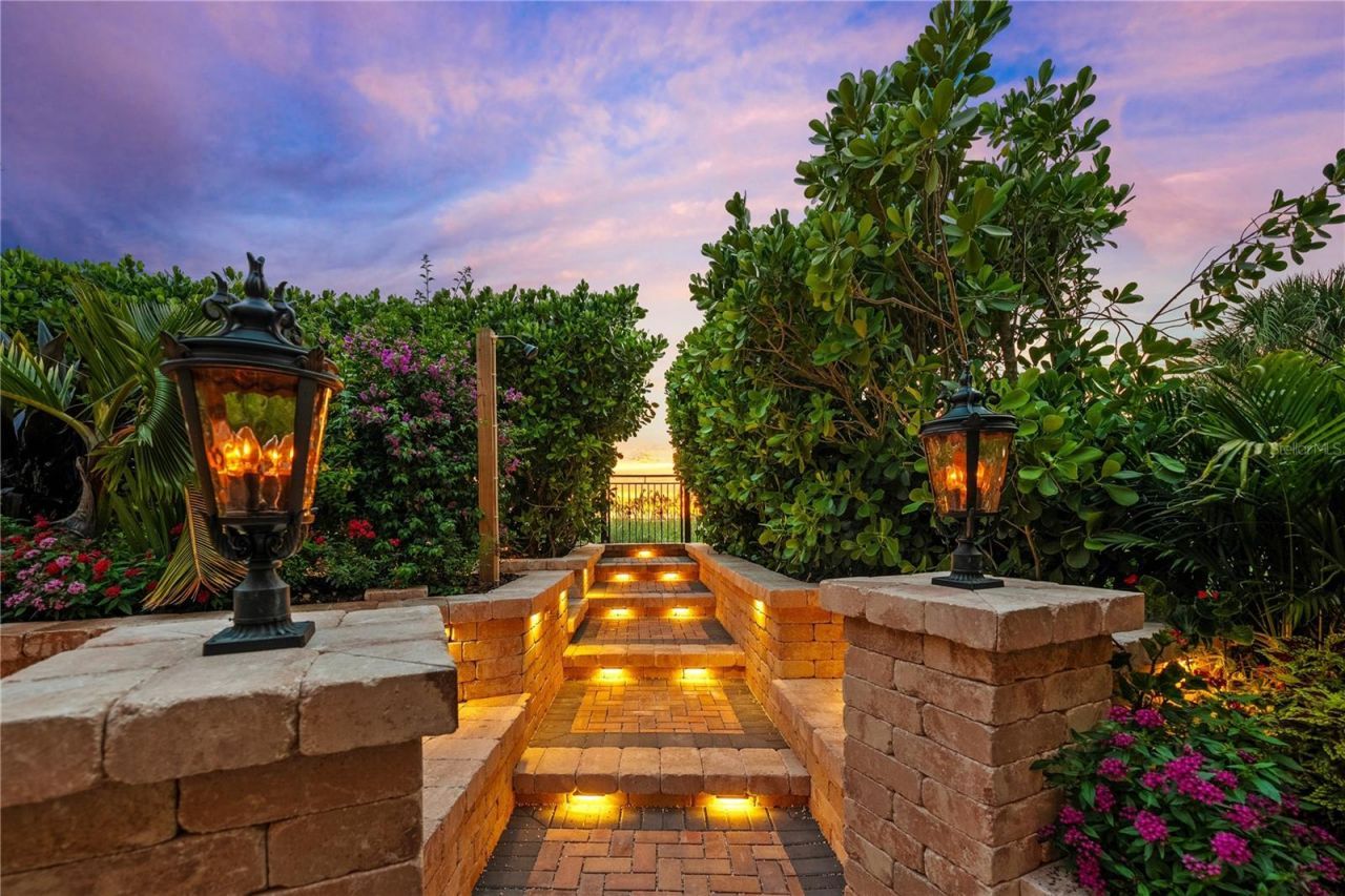 801 N Shore Drive, Anna Maria, FL 34216 Photo