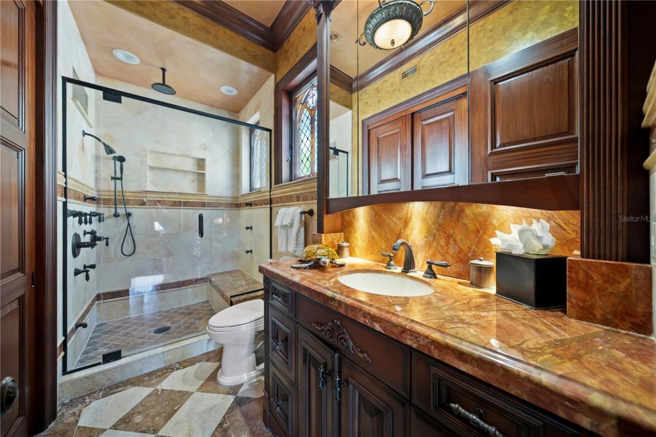 801 N Shore Drive, Anna Maria, FL 34216 Photo