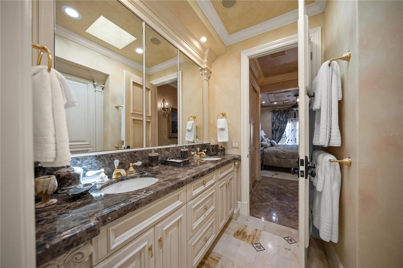 801 N Shore Drive, Anna Maria, FL 34216 Photo