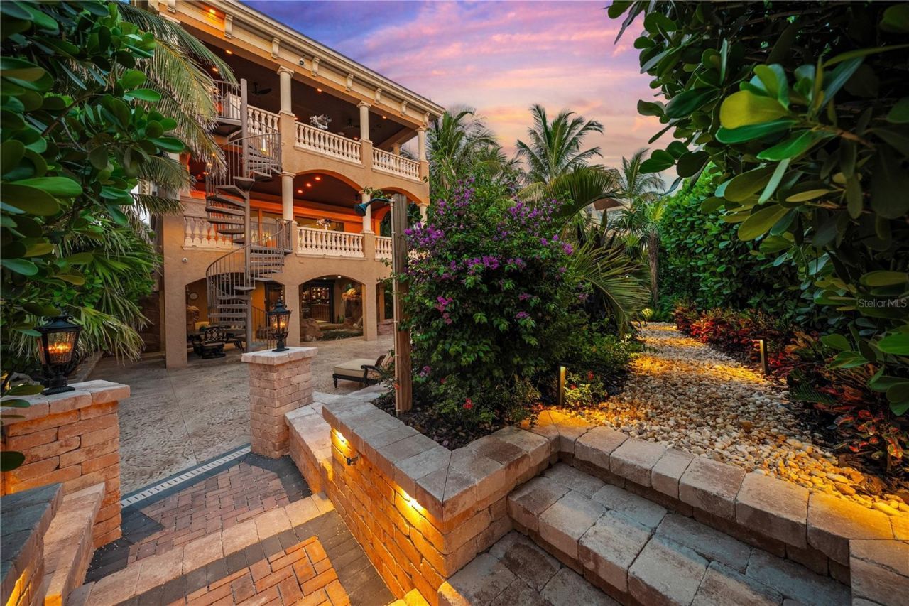 801 N Shore Drive, Anna Maria, FL 34216 Photo