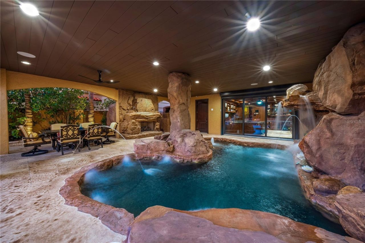 801 N Shore Drive, Anna Maria, FL 34216 Photo