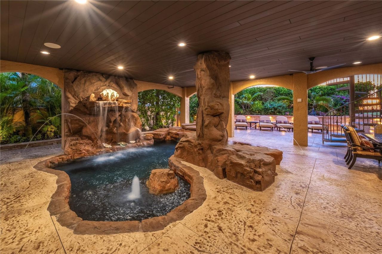 801 N Shore Drive, Anna Maria, FL 34216 Photo