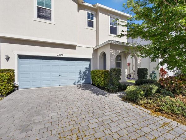 1822 Lake Cove Drive, Lake Worth, FL 33460