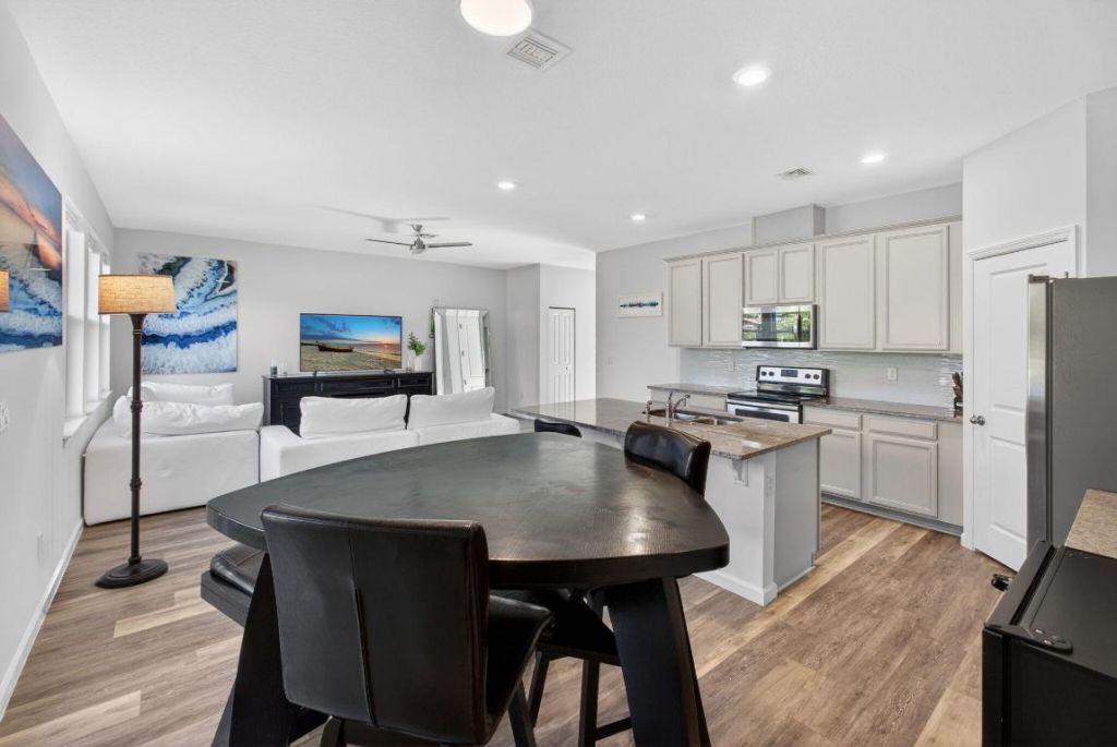 1822 Lake Cove Drive, Lake Worth, FL 33460 Photo