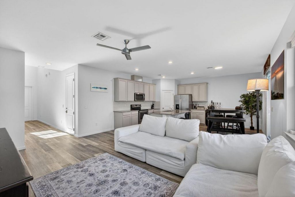 1822 Lake Cove Drive, Lake Worth, FL 33460 Photo