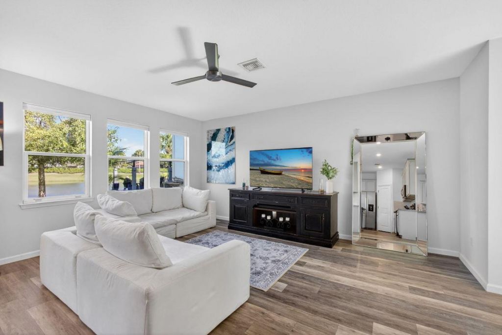 1822 Lake Cove Drive, Lake Worth, FL 33460 Photo