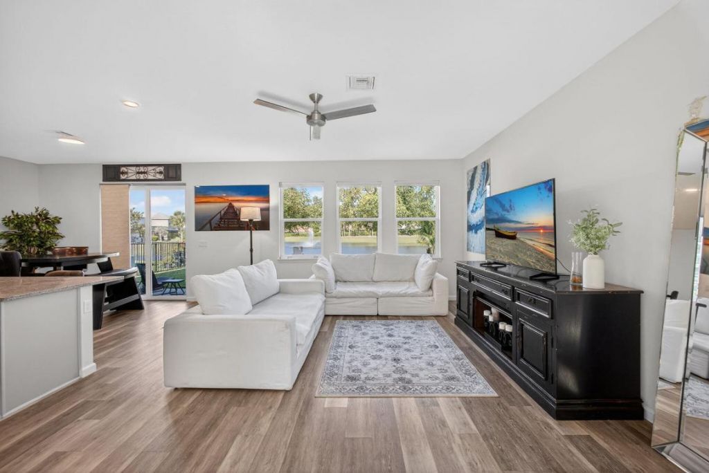 1822 Lake Cove Drive, Lake Worth, FL 33460 Photo