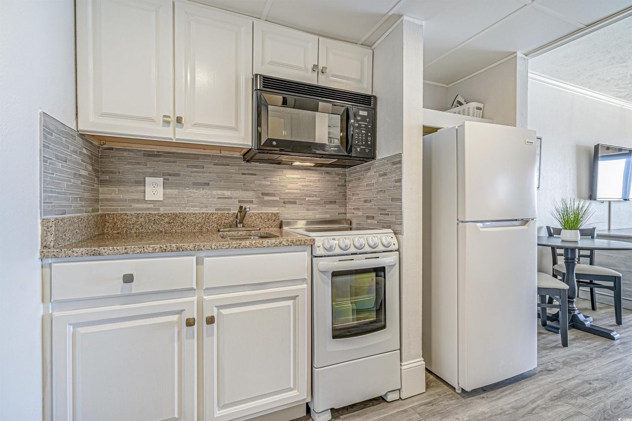 7100 N Ocean Blvd. Photo 6