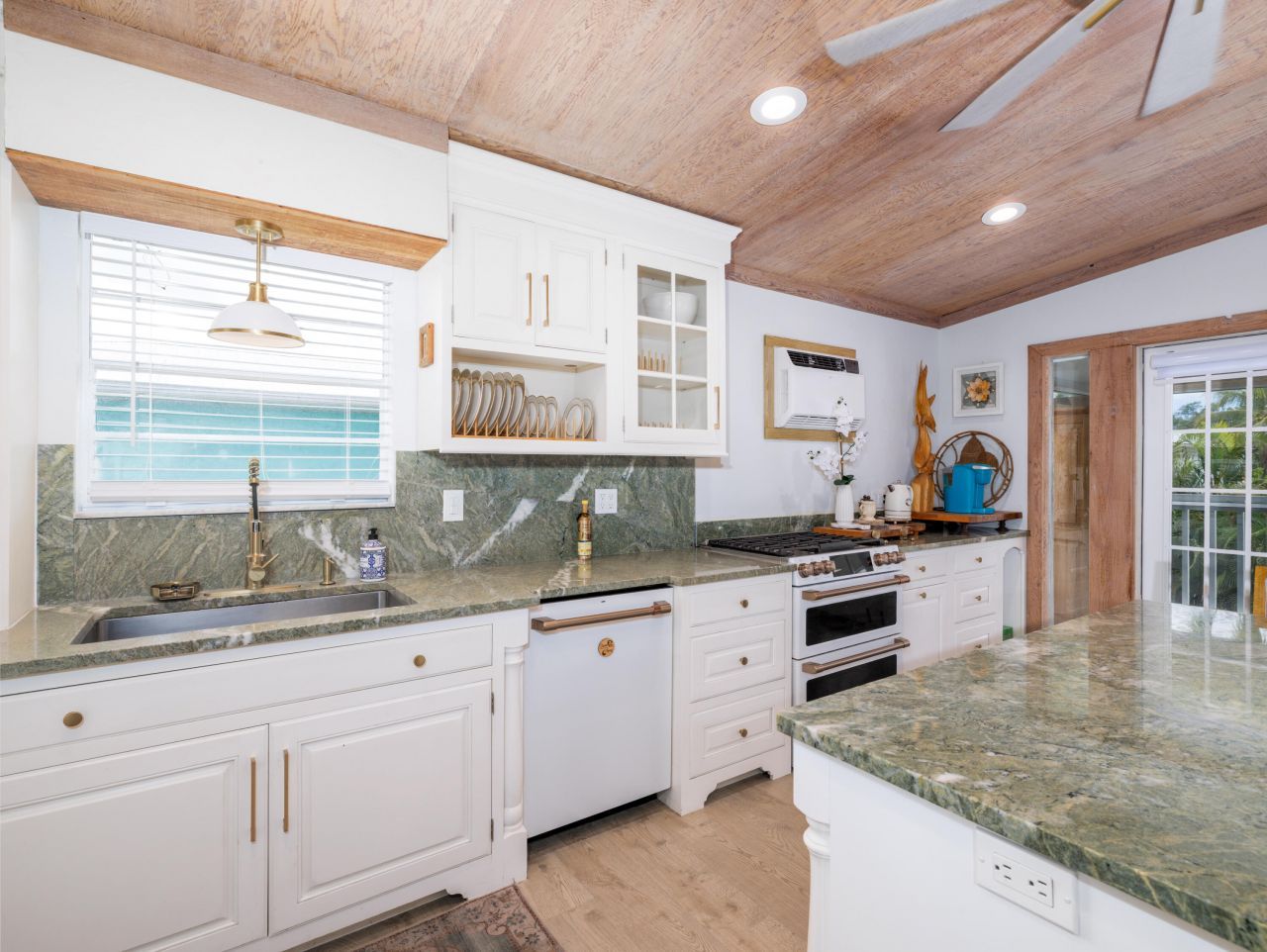 1672 Pandorea Lane, Big Pine Key, FL 33043 Photo