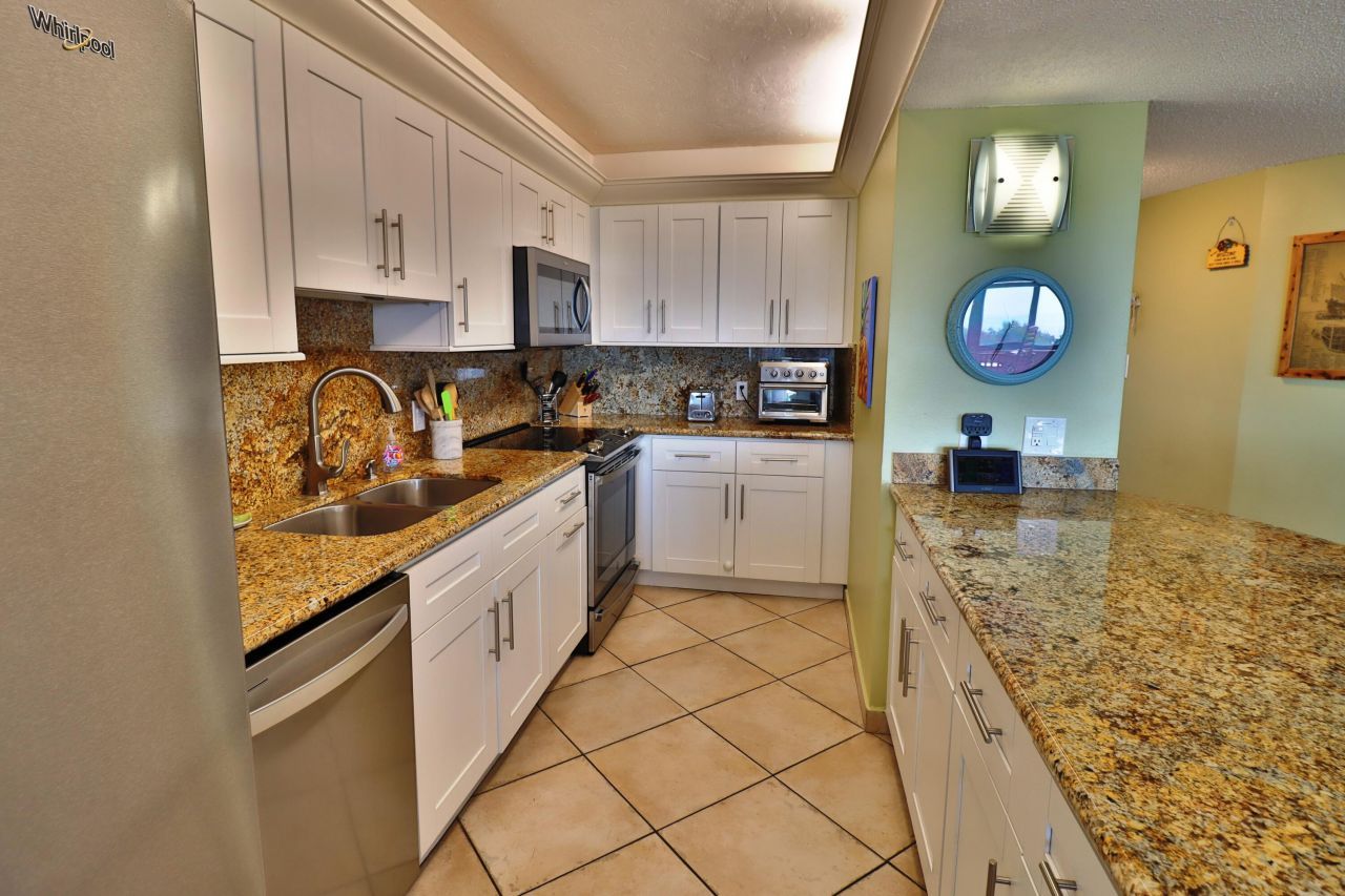1530 Ocean Bay Drive, Unit 411, Key Largo, FL 33037 Photo