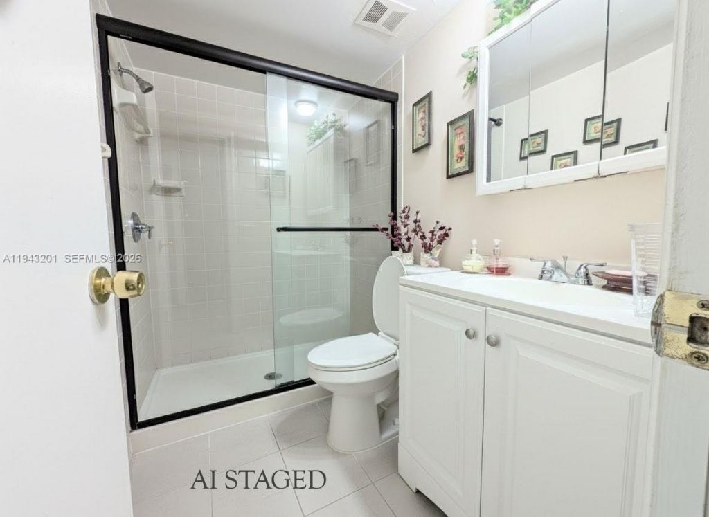 7801 W 29th Way, Unit 102, Hialeah, FL 33018 Photo