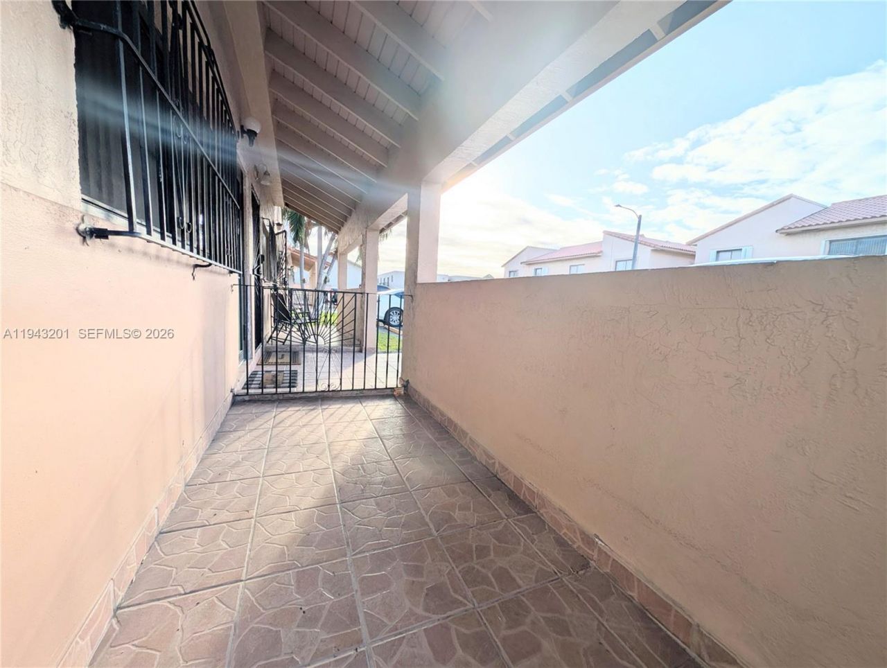 7801 W 29th Way, Unit 102, Hialeah, FL 33018 Photo