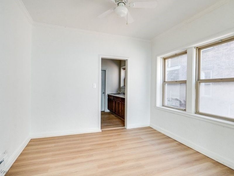 2828 S Moreland Boulevard, Cleveland, OH 44120 Photo 11