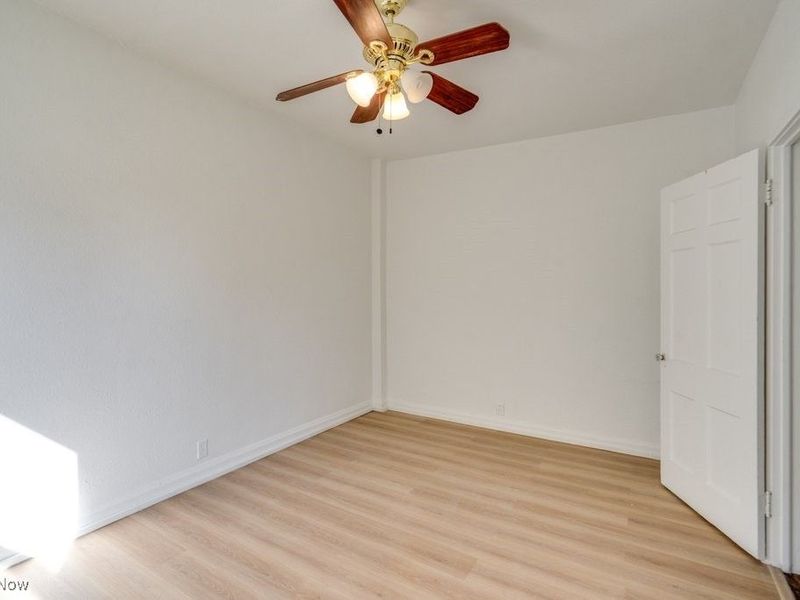 2828 S Moreland Boulevard, Cleveland, OH 44120 Photo 16