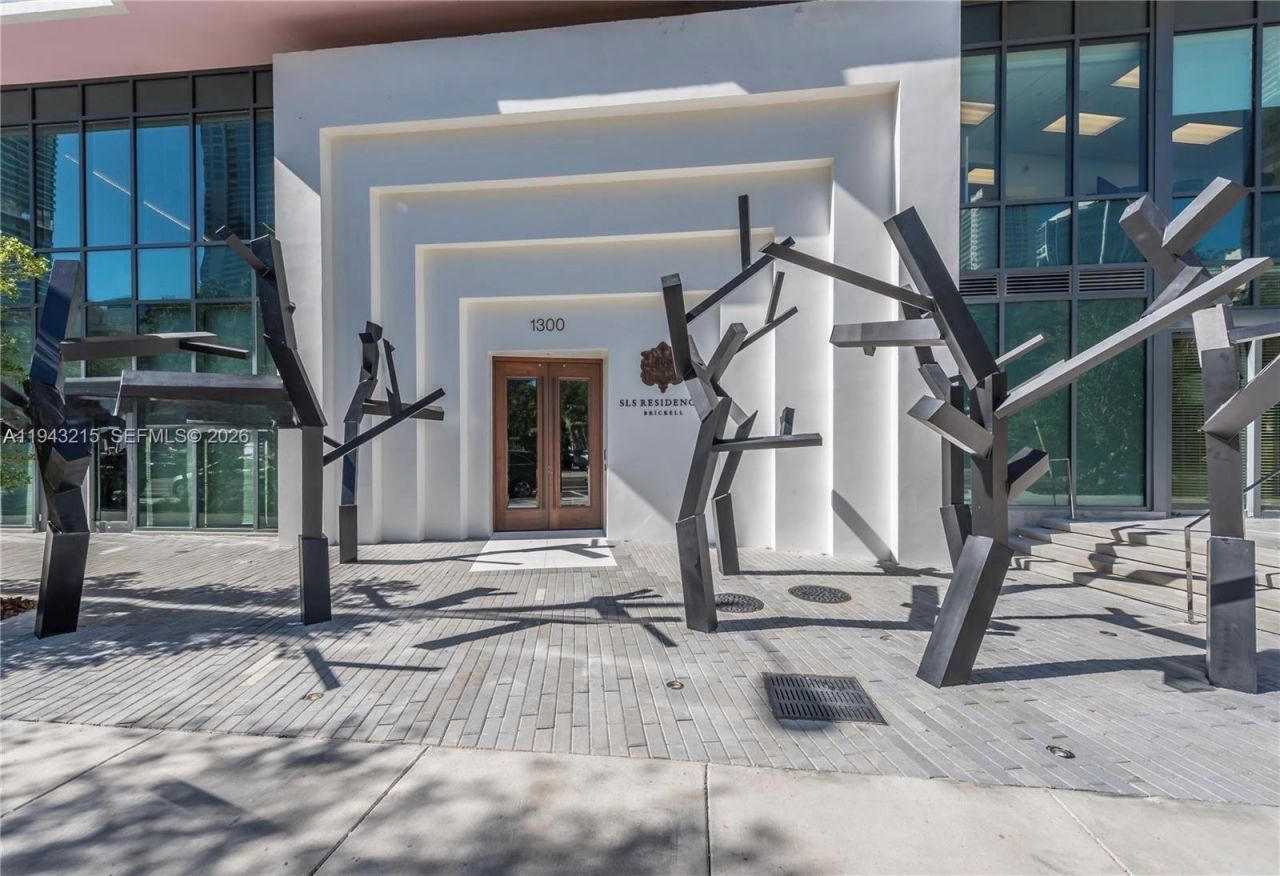 1300 S Miami Ave, Unit 2104, Miami, FL 33130 Photo