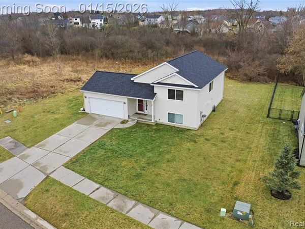 11088 Legacy Lane, Davison Twp, MI 48423