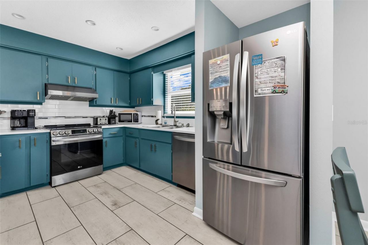 312 Bayshore Road, Nokomis, FL 34275 Photo
