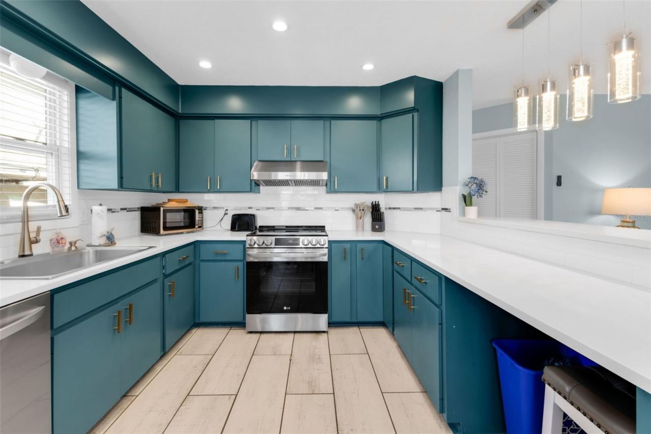 312 Bayshore Road, Nokomis, FL 34275 Photo