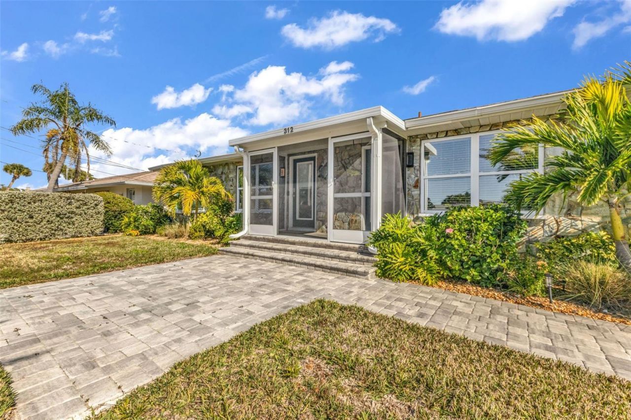 312 Bayshore Road, Nokomis, FL 34275 Photo