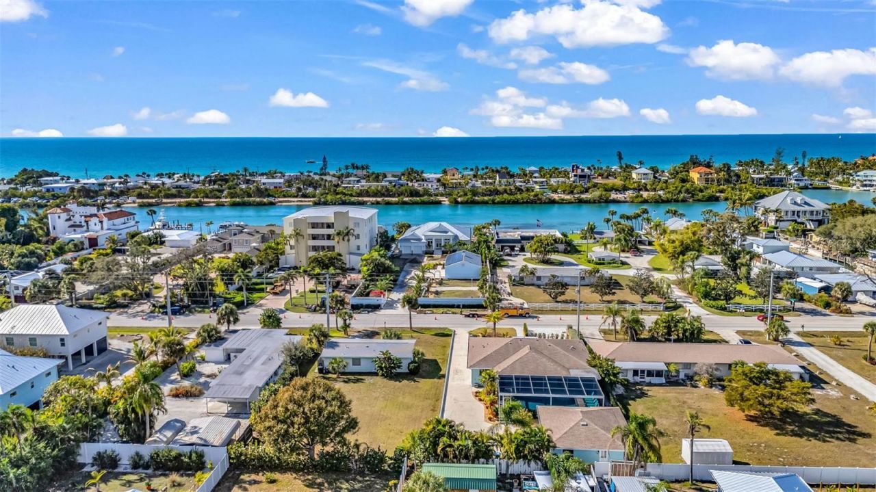 312 Bayshore Road, Nokomis, FL 34275 Photo