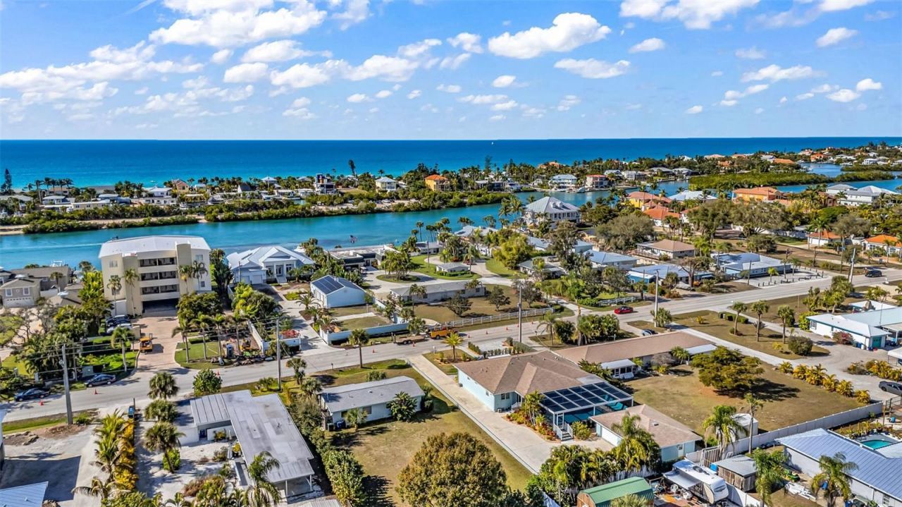 312 Bayshore Road, Nokomis, FL 34275 Photo