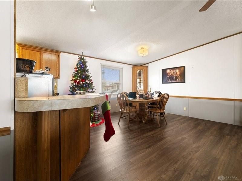 141 N Xenia Drive, Enon Vlg, OH 45323 Photo 5