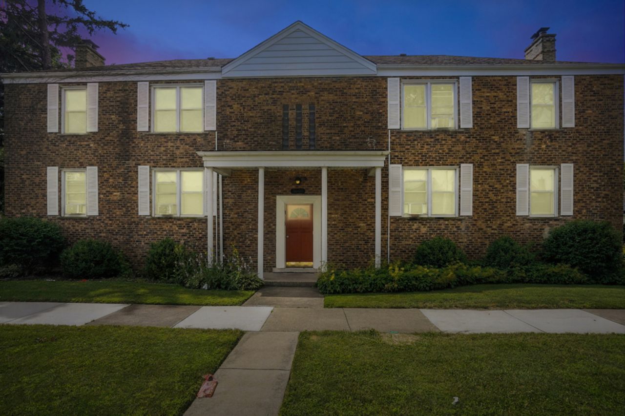 3608 Jackson Street, Bellwood, IL 60104