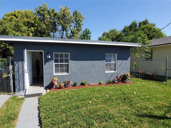 1887 NW 66th St, Miami, FL 33147