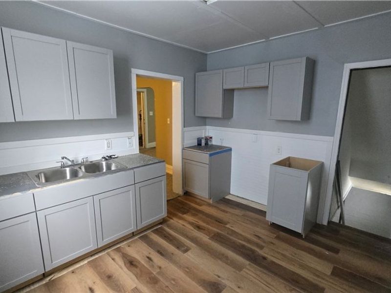 3669 E 112th Street, Cleveland, OH 44105 Photo 3