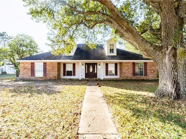 9943 Wedgefield Boulevard, Mobile, AL 36608