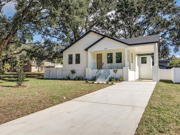 7907 N GREENWOOD AVENUE, TAMPA, FL 33604