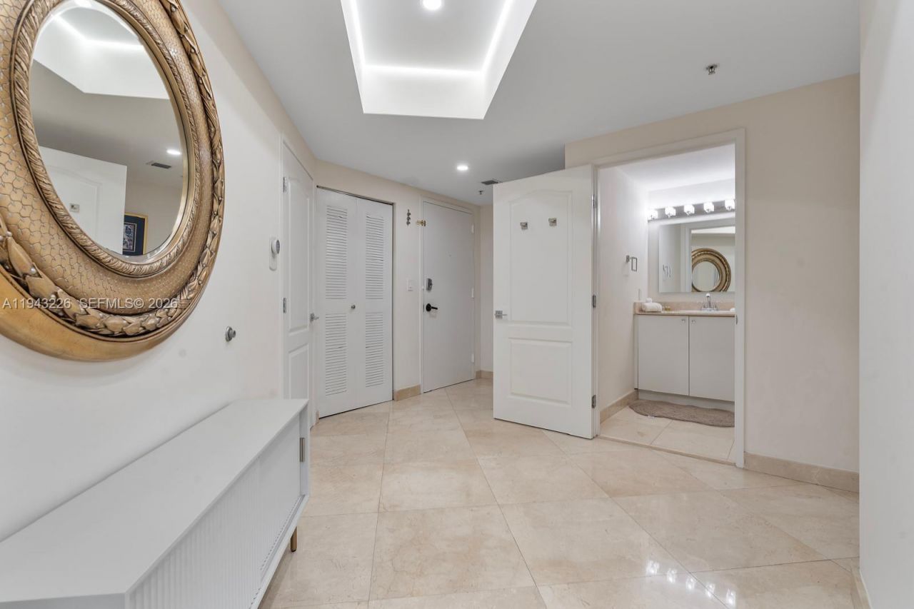 17555 Atlantic Blvd, Unit 508, Sunny Isles Beach, FL 33160 Photo