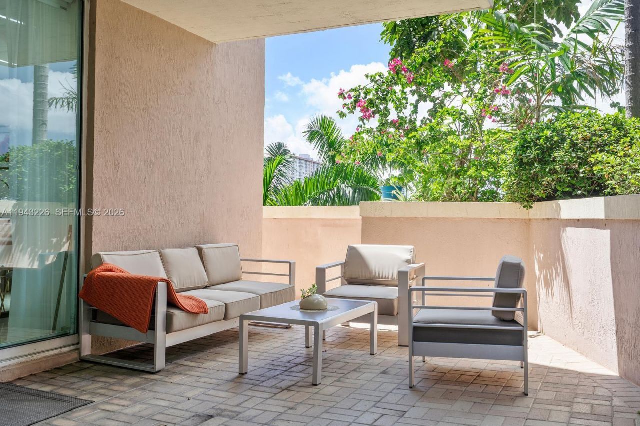 17555 Atlantic Blvd, Unit 508, Sunny Isles Beach, FL 33160 Photo