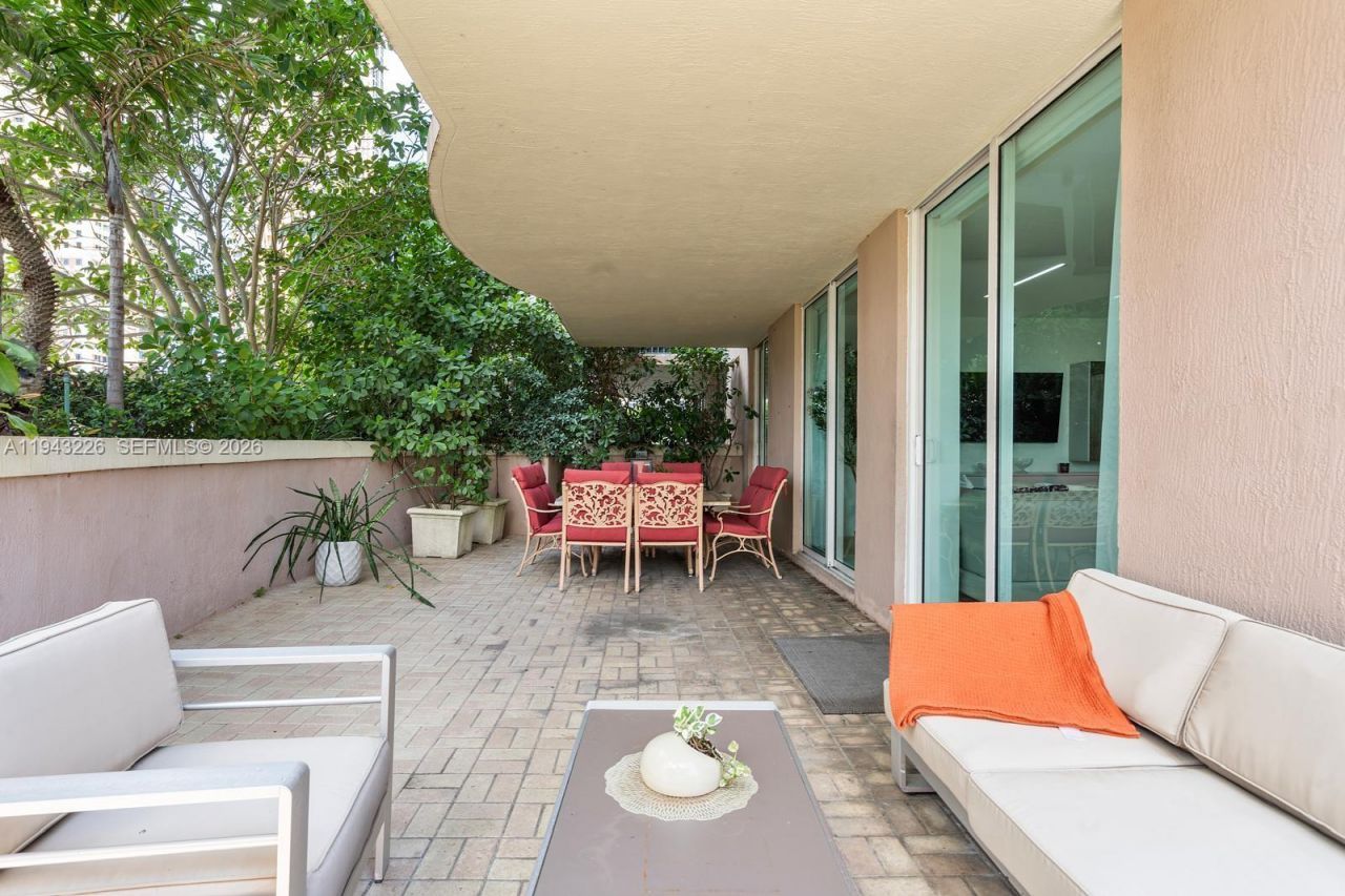 17555 Atlantic Blvd, Unit 508, Sunny Isles Beach, FL 33160 Photo