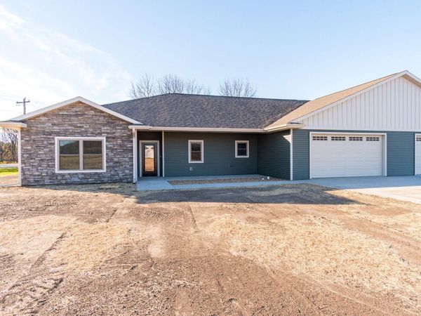 N1175 Breidel Coulee Rd, Shelby, WI 54601