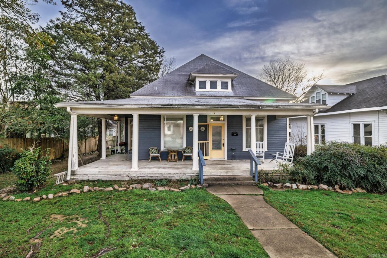 222 N 5th Street Arkadelphia, AR 71923