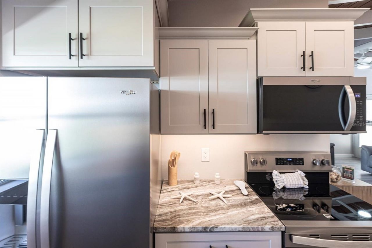 6006 Midnight Pass Road, Unit 65, Sarasota, FL 34242 Photo